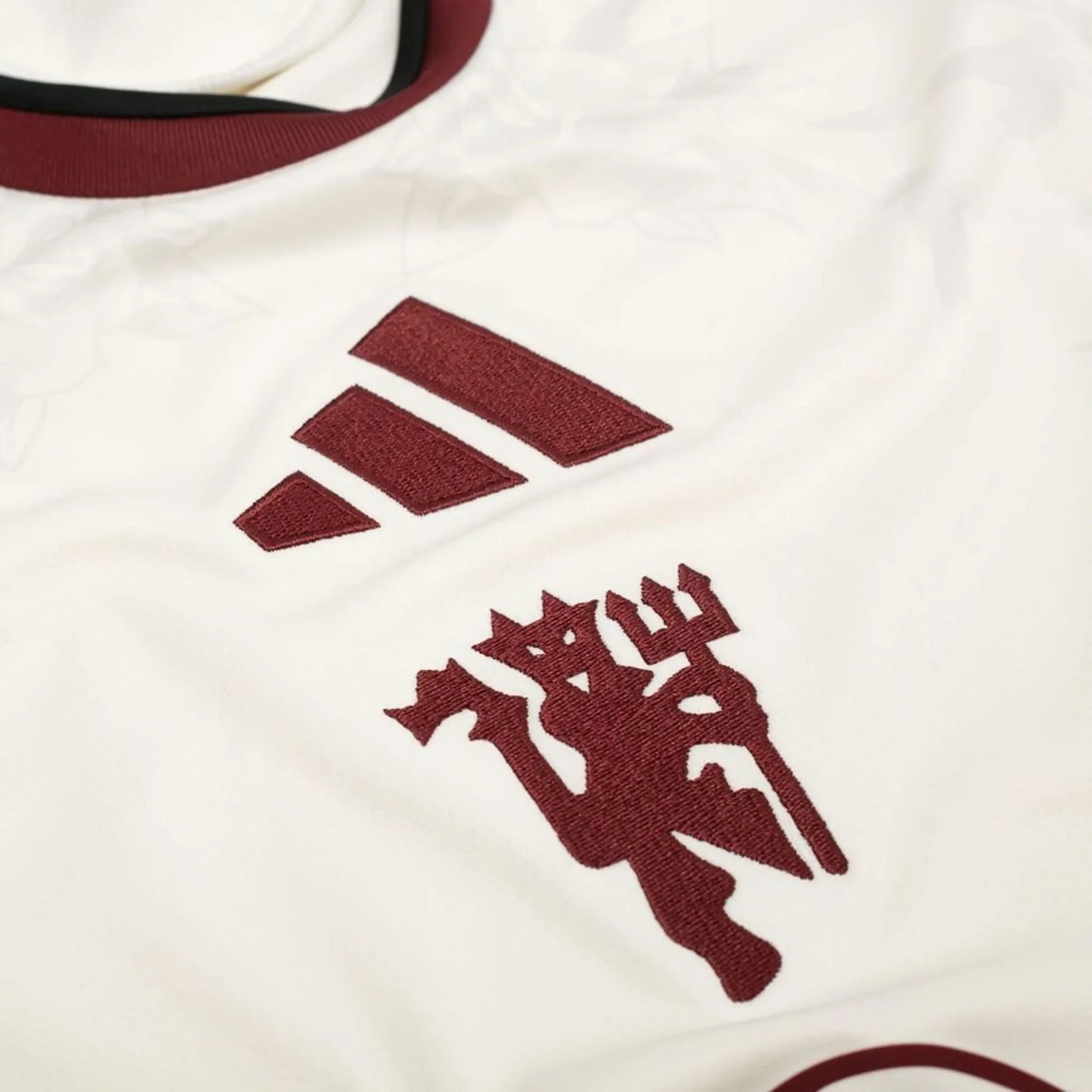 Manchester United 26/27 Third Jersey - adidas logo and crest detail