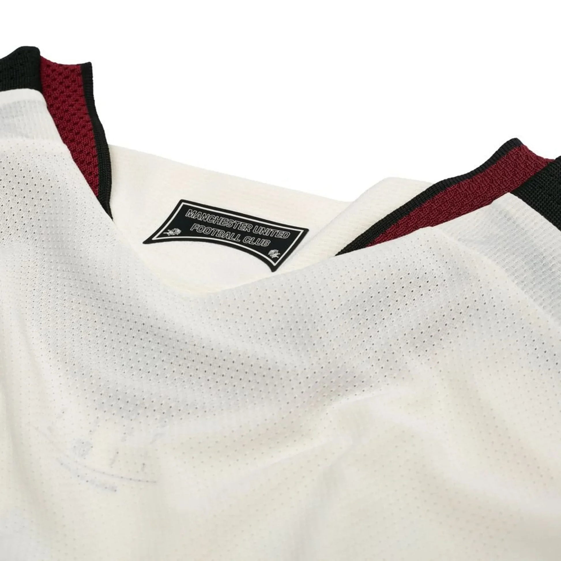 Manchester United 26/27 Third Player Jersey - neck label close-up